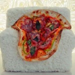 pizza-pinup-on-couch
