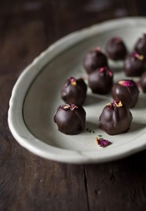 Chocolate-Hibiscus-Truffles