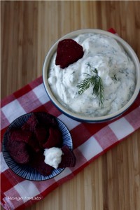 yogurt dip for beet chips7