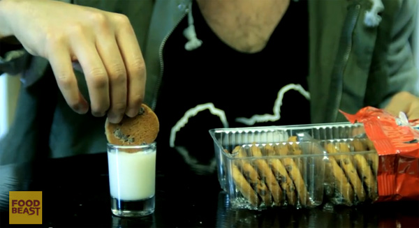 milk-cookies-foodbeast-dunk